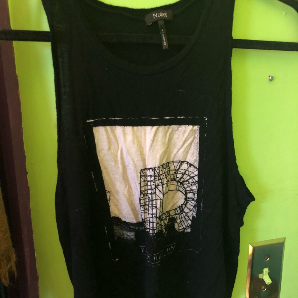 Nollie tank top crop size small